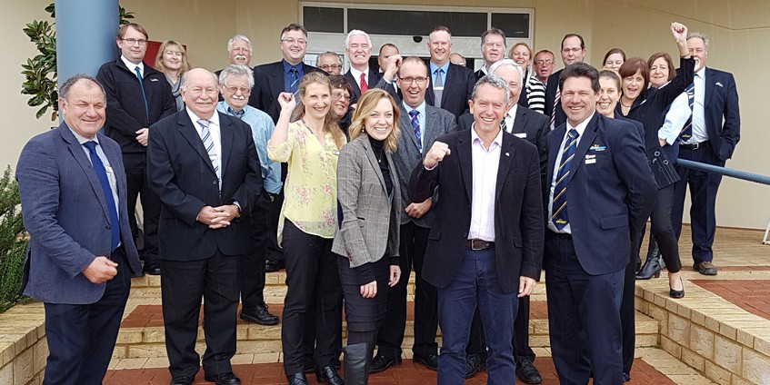 members of CEACA with Hon Mia Davies MLA, the Member for Central Wheatbelt and Hon Terry Redman MLA, Minister for Regional Development; Lands.
