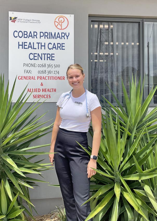 Medical Student Xanthie Harvey has been fortunate to undertake GP placements across regional and rural NSW including Wagga Wagga, Tamworth and Cobar, highlighting how these experiences are key to inspiring the future rural health workforce.